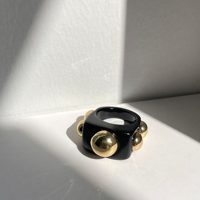 Chunky deals black ring